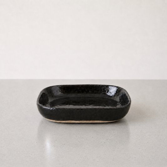 BLACK CERAMIC DISH